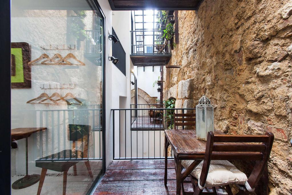 The Old Stables Chiado Apartments Lisboa Rum bild
